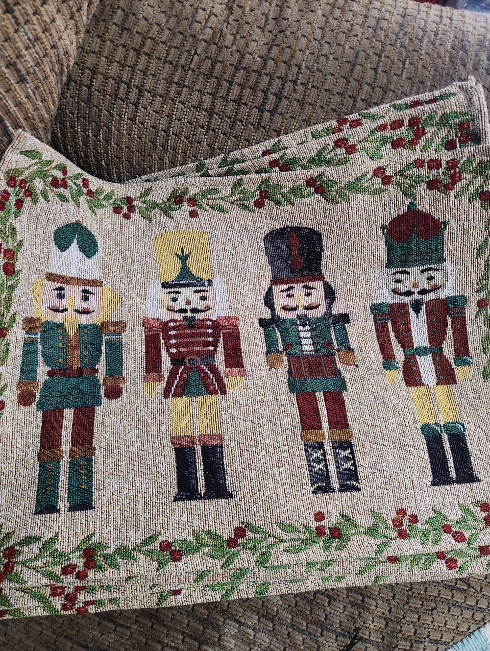 Vintage Nutcracker Christmas Tapestry Placemat For 6 18x12in Clean